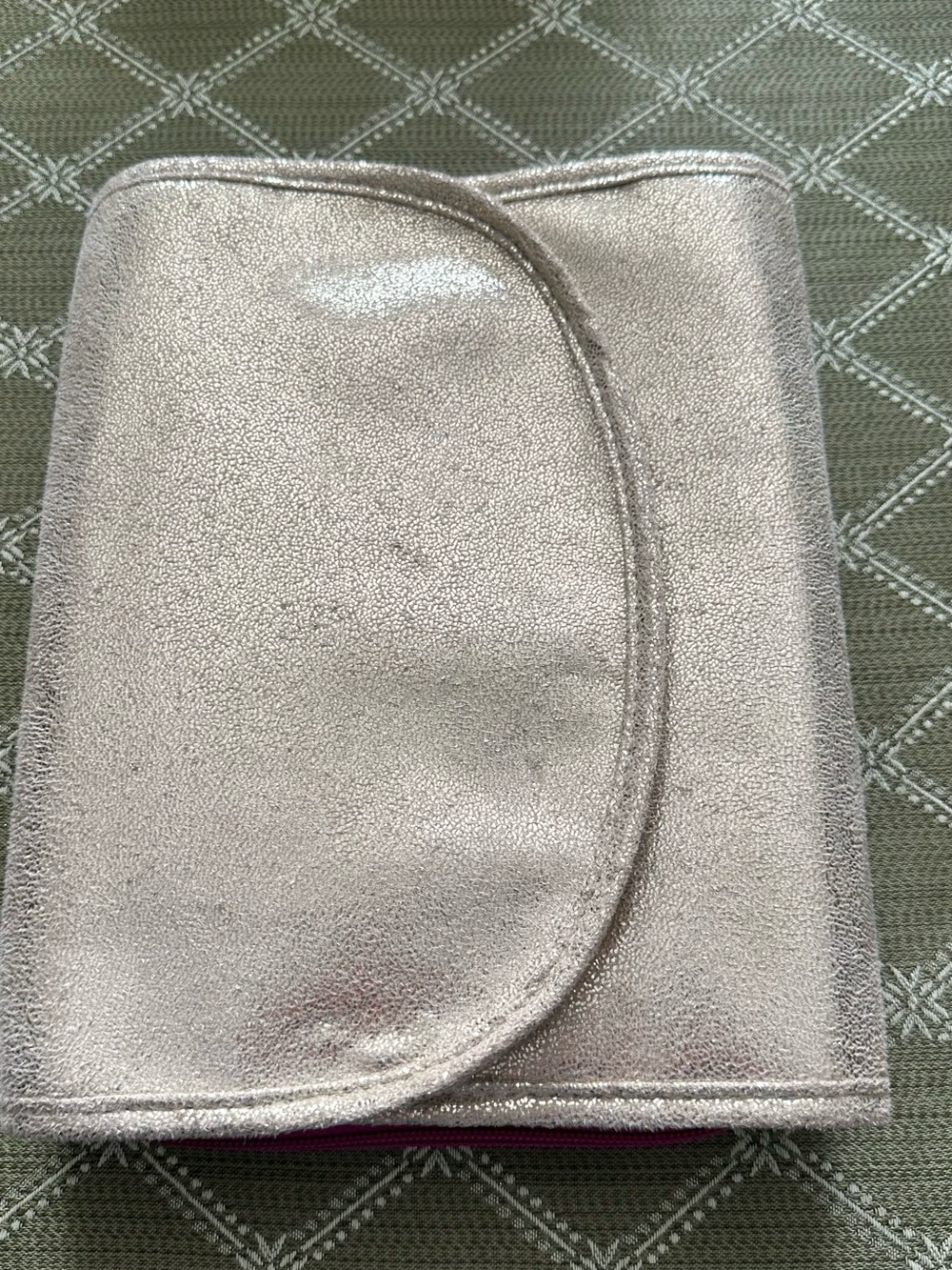Travel makeup case